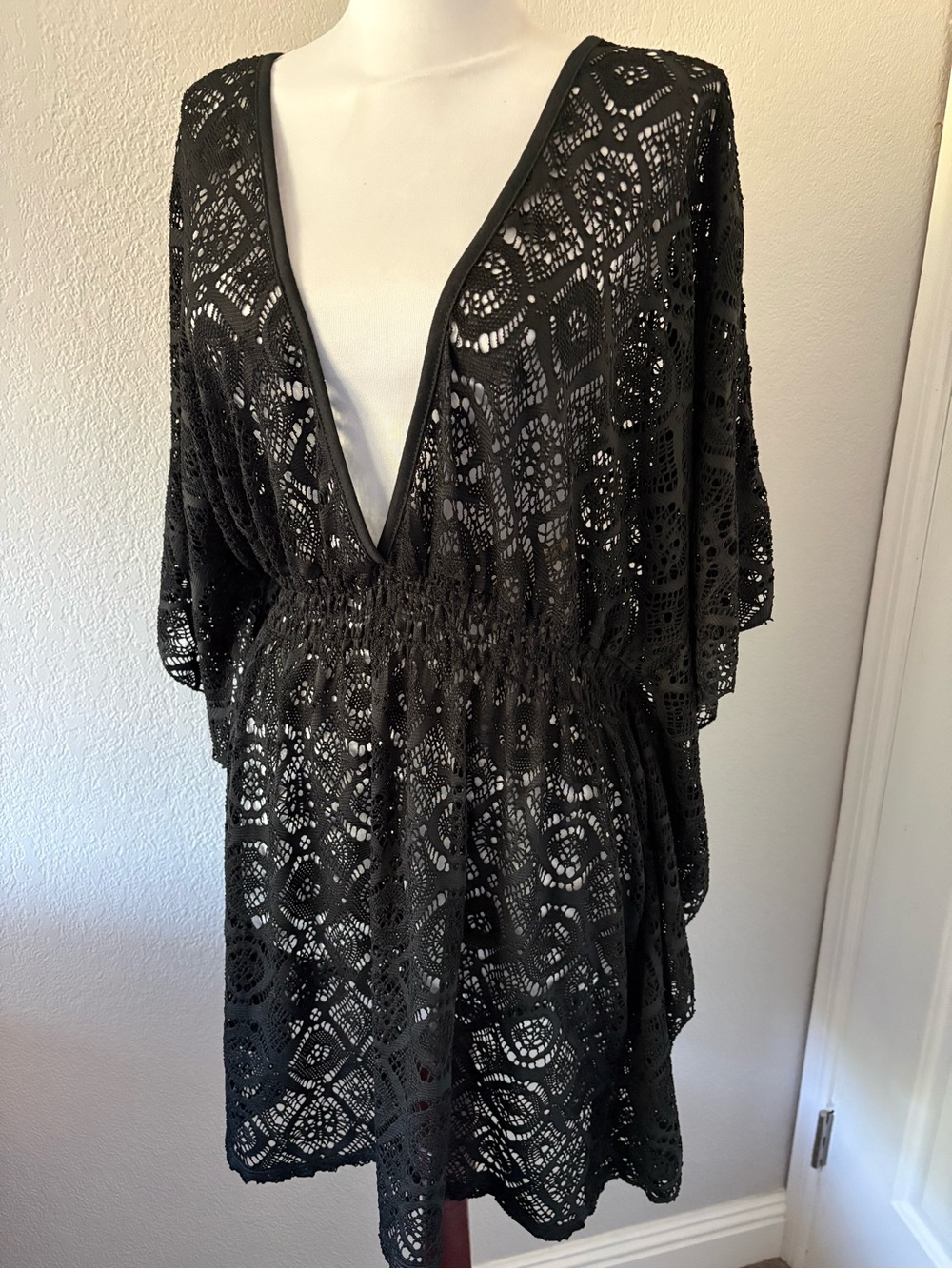 Miken Swim black lace crochet coverup size L